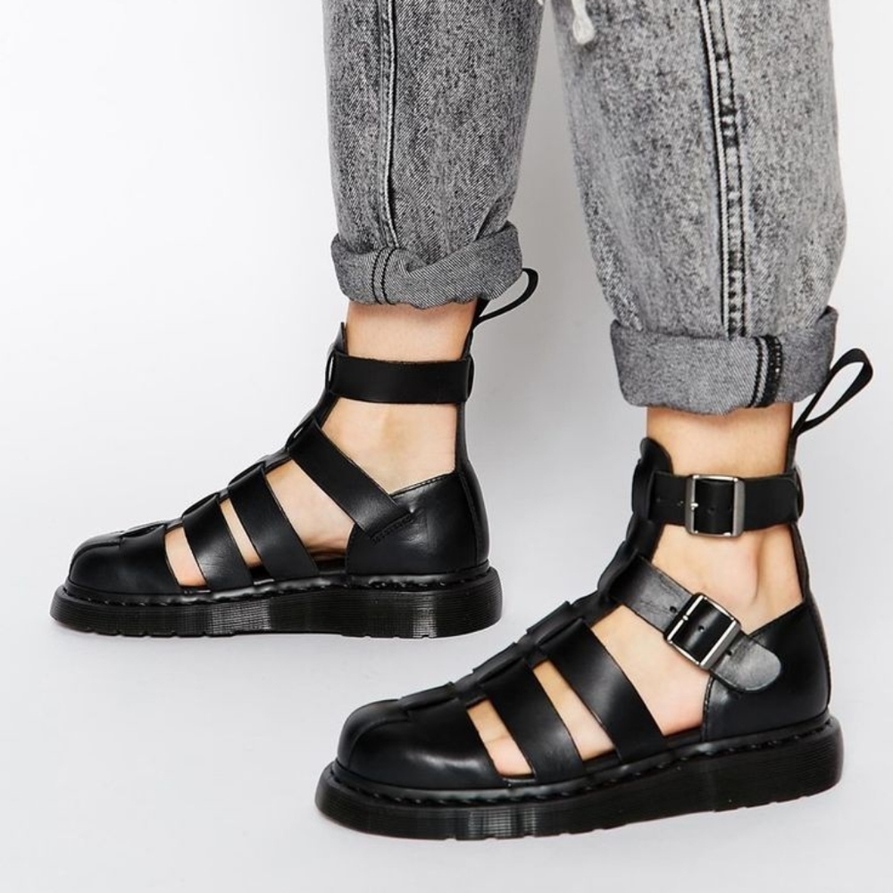 Dr Martens Geraldo gladiator sandal black sz 6